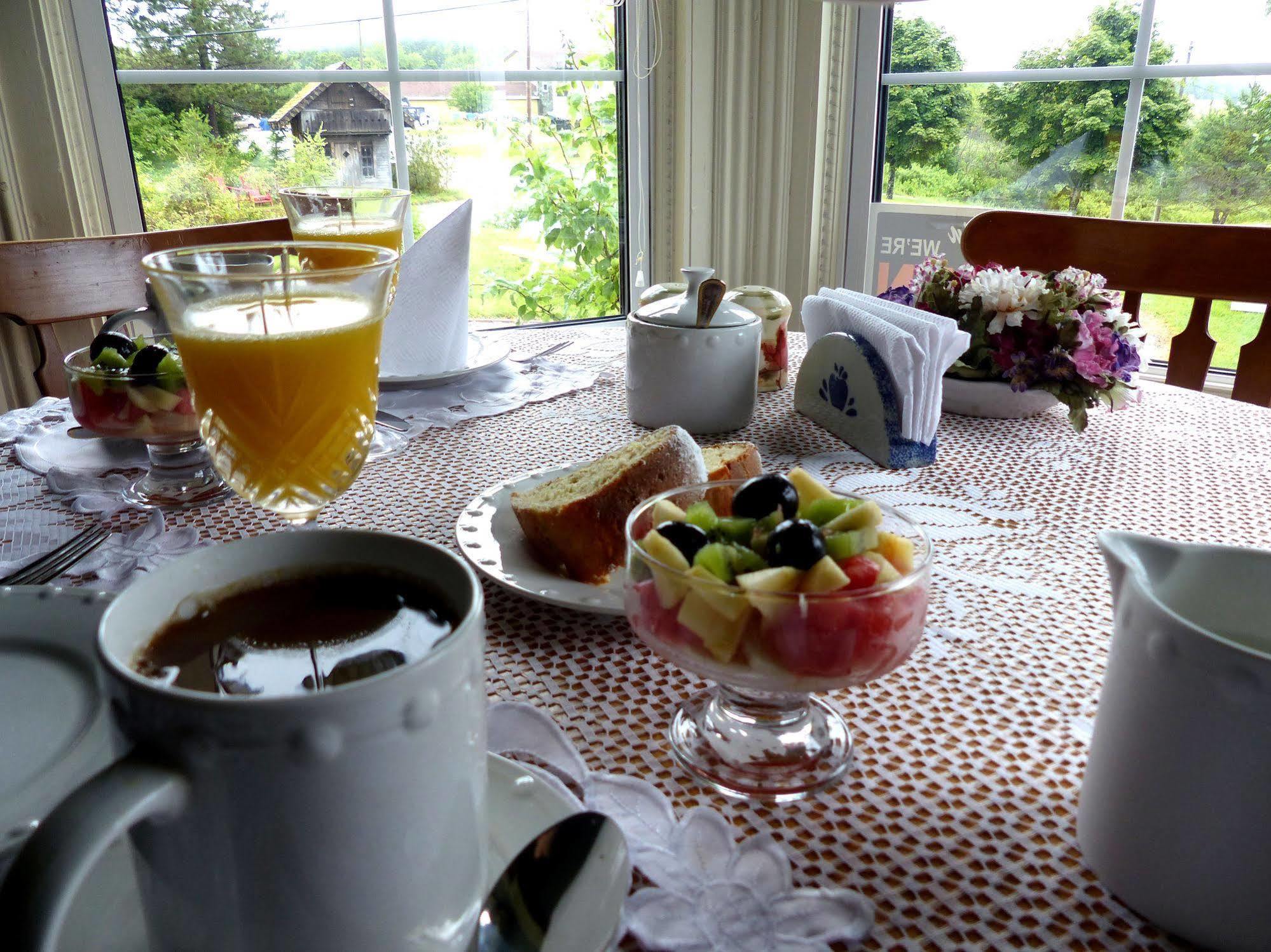 Deer Island Inn Lords Cove Kültér fotó